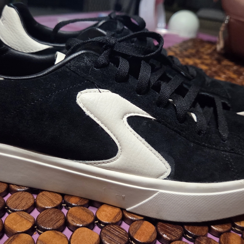 Sketchers Black and White Women's Sneakers